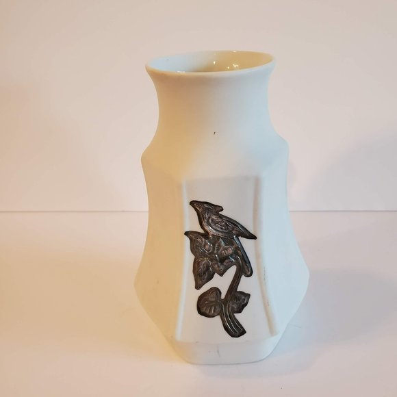 Limoges Accents Limoges Vase Made In Greece White With Embossed